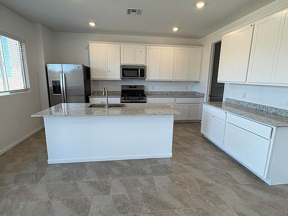 4th image of 17572 S Ironwood Bend Dr