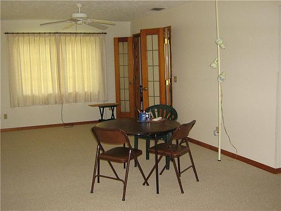 5th image of 8325 SE Pinehaven Ave
