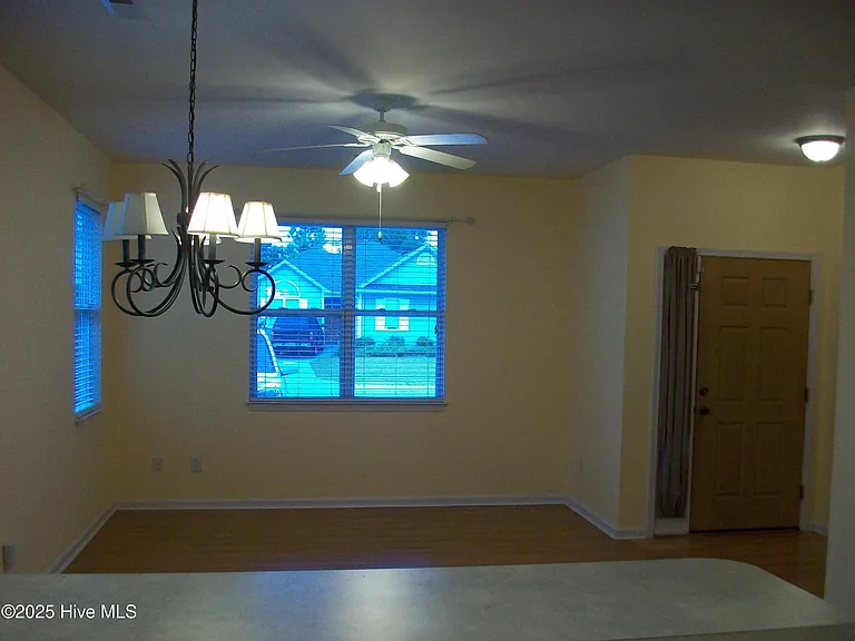 9447 Night Harbor Dr — Photo 3