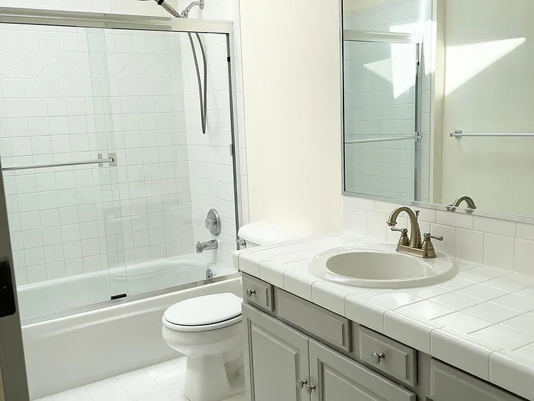 5111 Hogan Ct — Photo 18