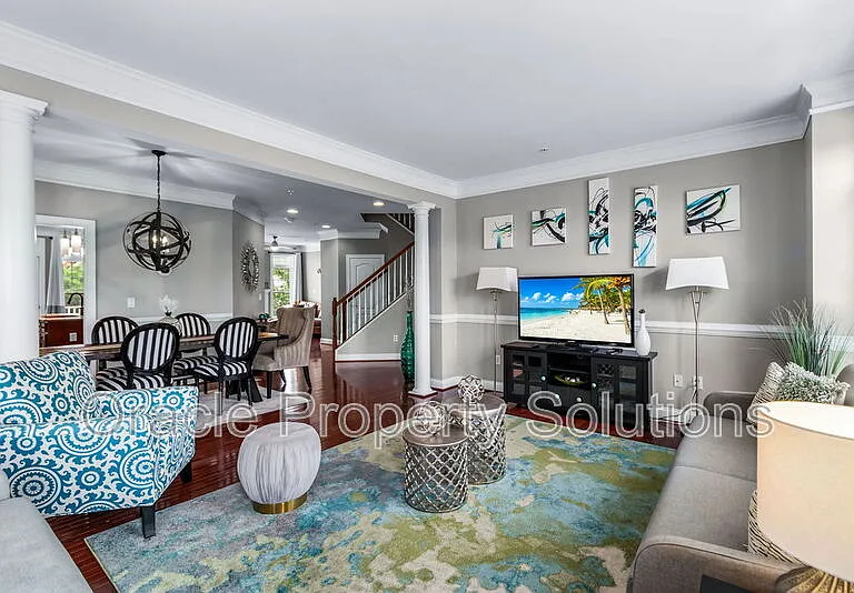9701 Mossy Bark Ln — Photo 10