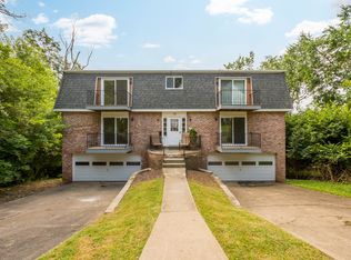 129 Fountain St #B, Pittsburgh, PA 15205