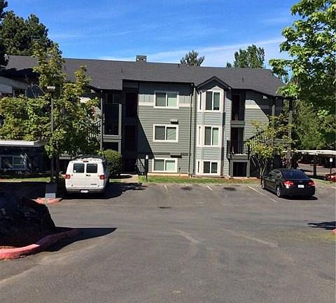 2nd image of 11112 NE 124th Ln APT D116