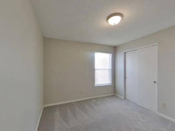 3rd image of 2351 Mayfield Dr