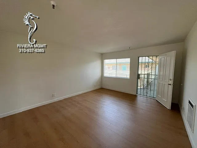 11628 York Ave #12 — Photo 5
