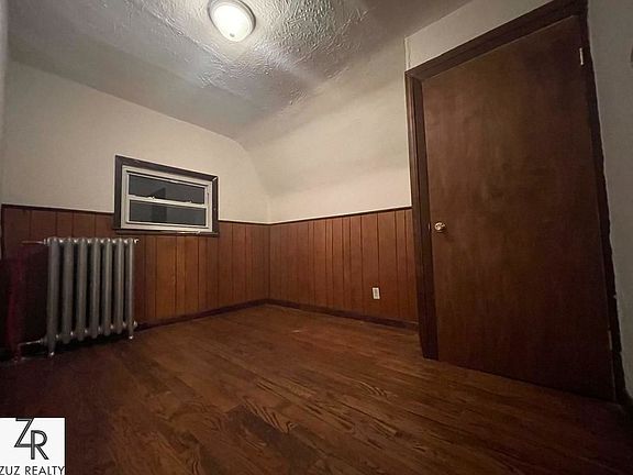 2nd image of 1614 E 15th St #3
