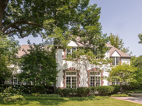 3rd image of 185 Hazel Ave