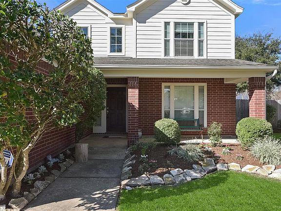 3rd image of 15303 Court Green Trail