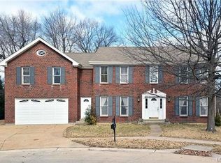 5 Rosebrook Dr, Florissant, MO 63031