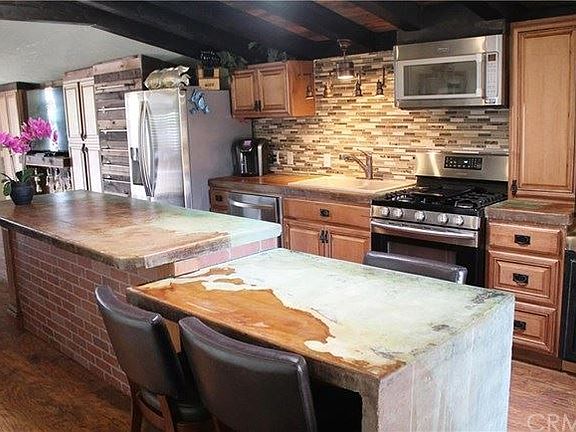 3rd image of 240 Brighton Ave