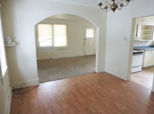 1068 Charles St, Huntington, IN 46750