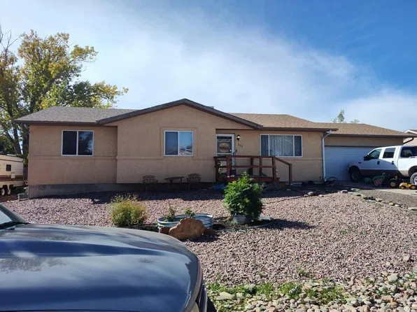 247 S South Caddoa Dr, Pueblo, CO 81007