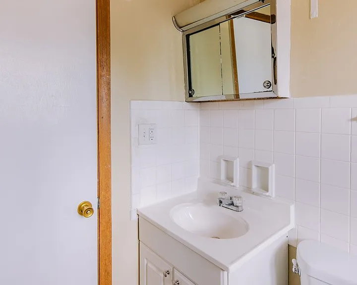 171 E 12th Ave #2 — Photo 10