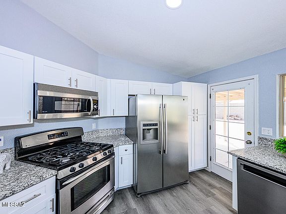 5th image of 1841 W Chardonnay Dr