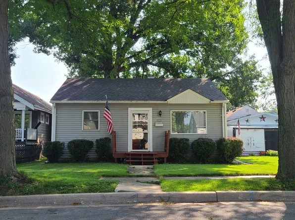 422 Park Dr, Joliet, IL 60436