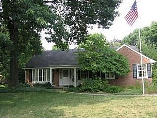1st image of 3911 Grand Ave