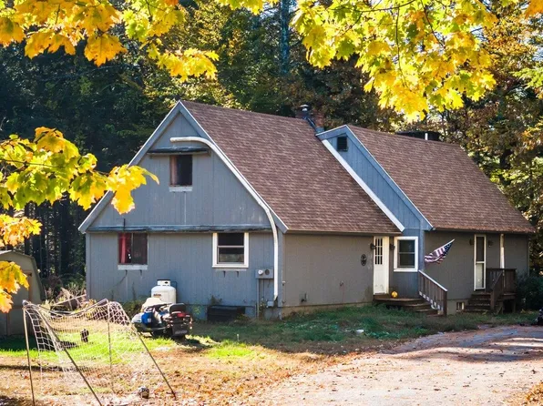 15 Cherokee Drive, Epping, NH 03042