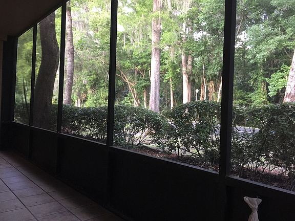 4th image of 130 Jasmine Woods Ct APT 12A