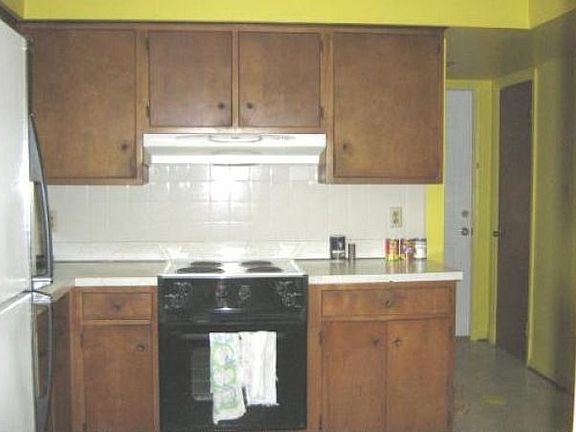 3rd image of 54 Chipley Dr