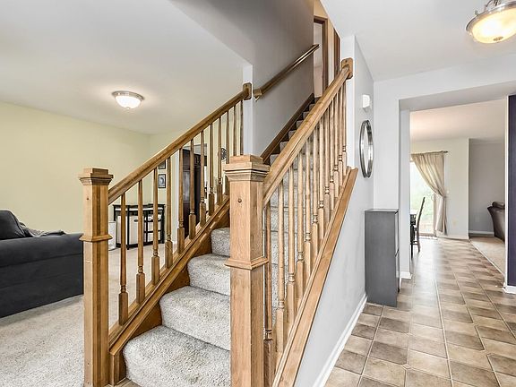 3rd image of 7494 Old River Dr