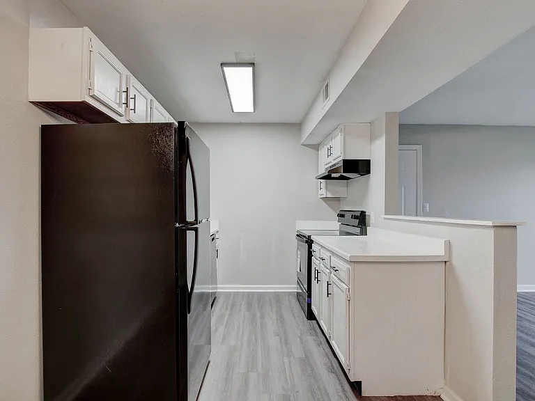 The Latitude Apartments — Photo 11