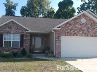 1048 Notting Hill Ct, Collinsville, IL 62234