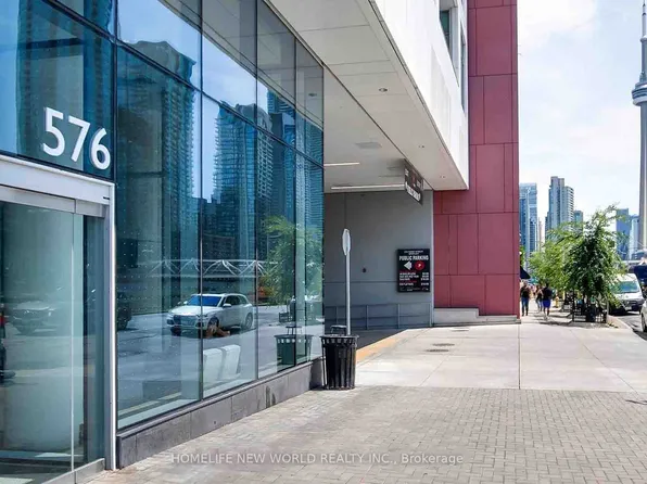 576 Front St W, Toronto, ON