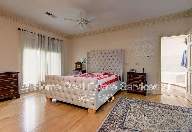 4810 E Farm Road 132 — Photo 13