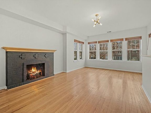 3rd image of 7321 N Honore St #1S