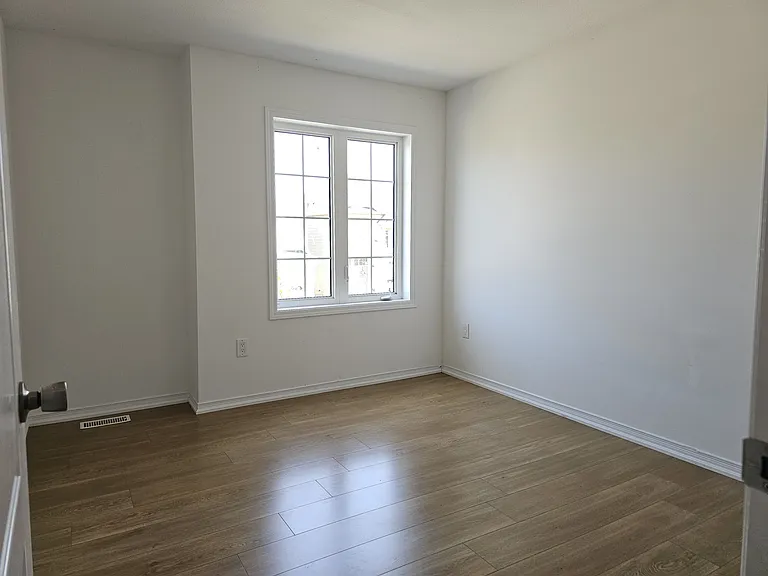 7 Doreen Dr — Photo 16