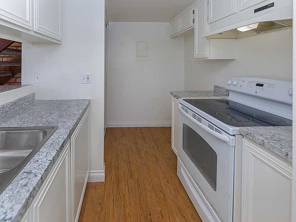 5th image of 2550 Anchor Ave