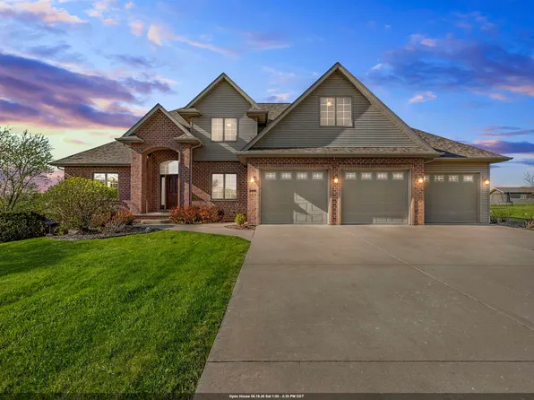 2481 Copper Ln, Green Bay, WI 54311