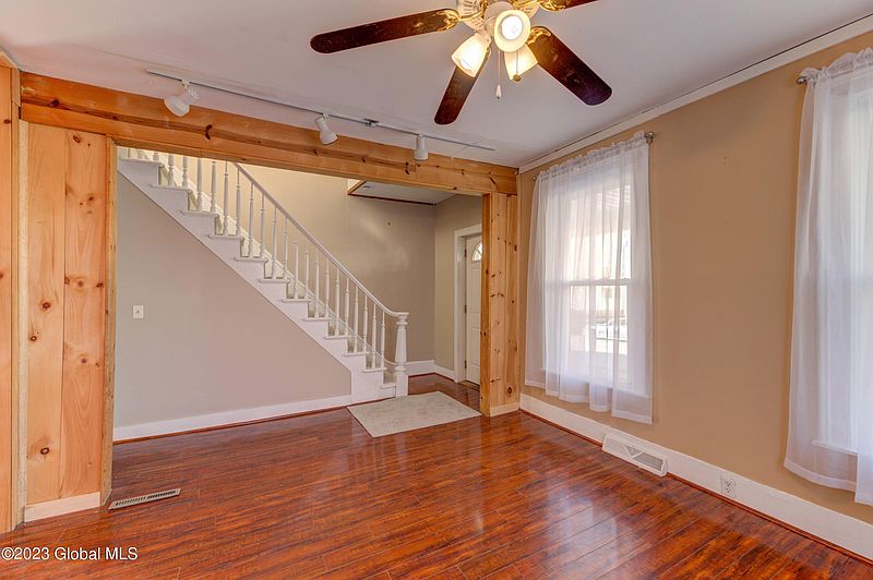 5th image of 14 Prospect Street