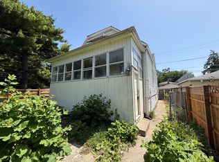 1413 Wisconsin Ave, Berwyn, IL 60402