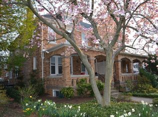 3832 Garfield St NW, Washington, DC 20007