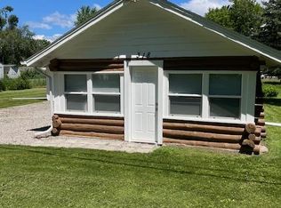 318 Brown St, Houghton Lake Heights, MI 48630