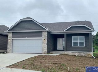 13059 S 49th St, Papillion, NE 68133