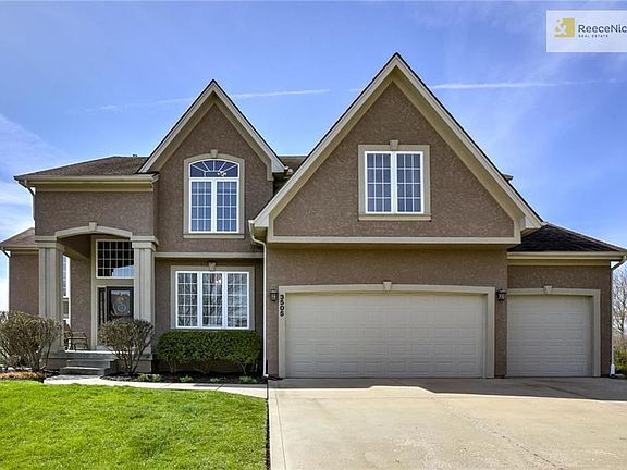 Stately curb appeal.
