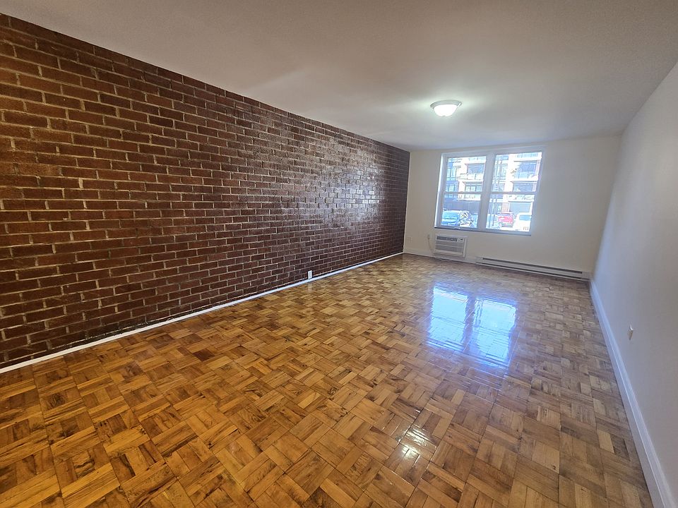 1st image of 31-28 29th St #1F
