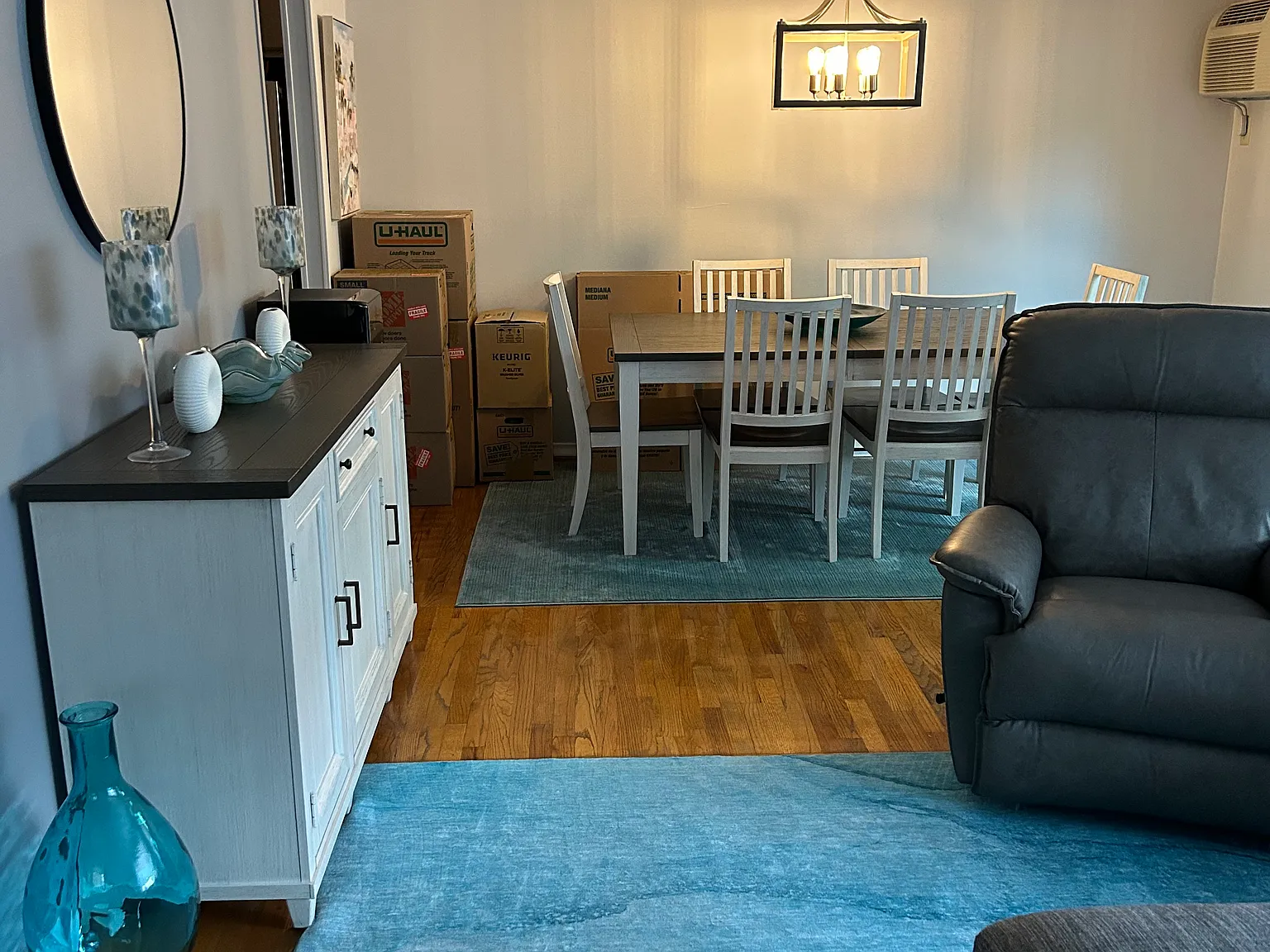 2 bed, 1.5 bath, 1223 sqft, $2,500 — Photo 4