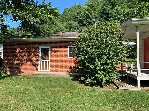5th image of 108 Fairground Ln