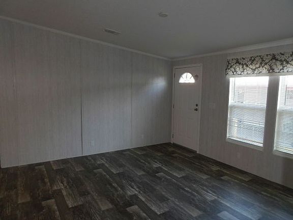 3rd image of 57 Phyllis Dr #57