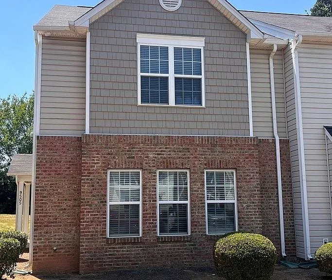 9505 Drains Bay Ct — Photo 1