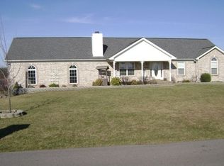 730 Meadowland Trl, Shepherdsville, KY 40165