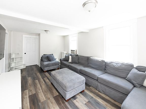 2nd image of 435 Lake Ave