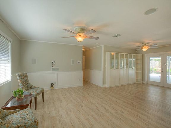 5th image of 12005 Gaines Ct