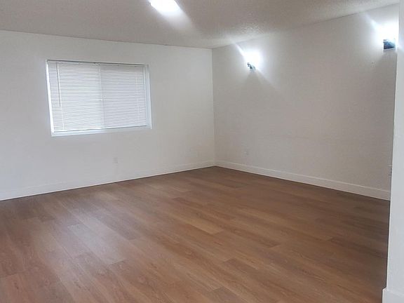 3rd image of 8505 Mulberry Ave APT I