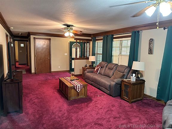 3rd image of 33682 Oak Park Dr