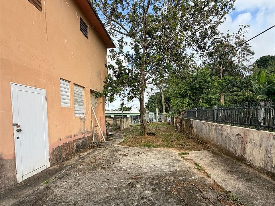 2nd image of 492 Bo Corcovado
