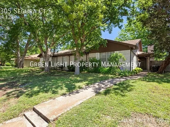 4305 Segura Ct S, Fort Worth, TX 76132